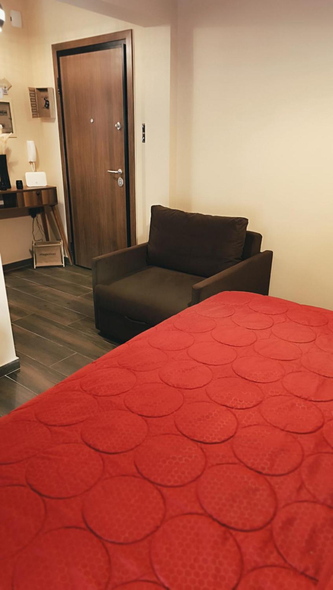 Majestik Room Kavala Esterno foto